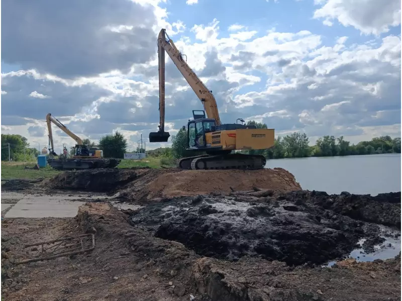 Расчистка озера Приказное